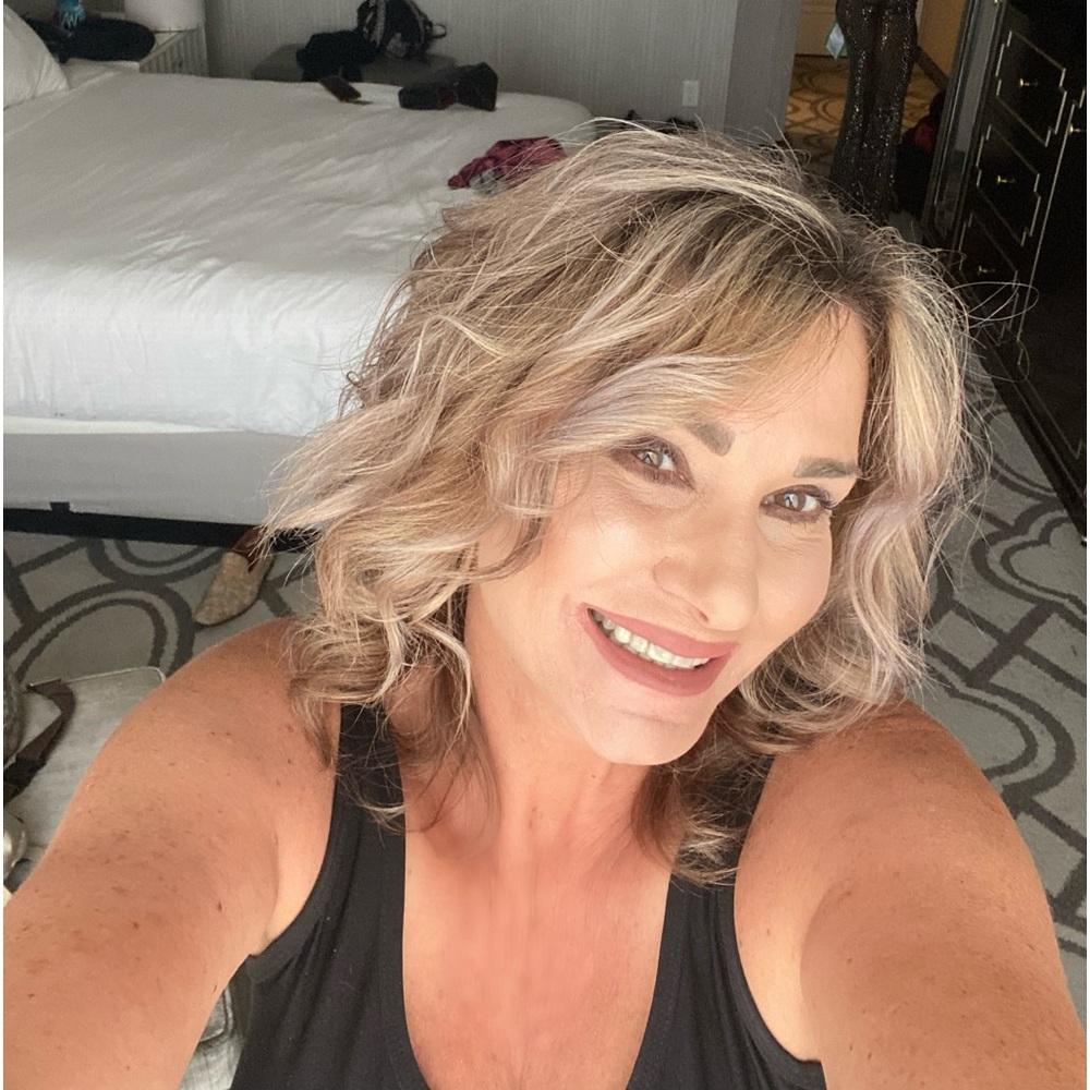 Meet your Posher, Brenda